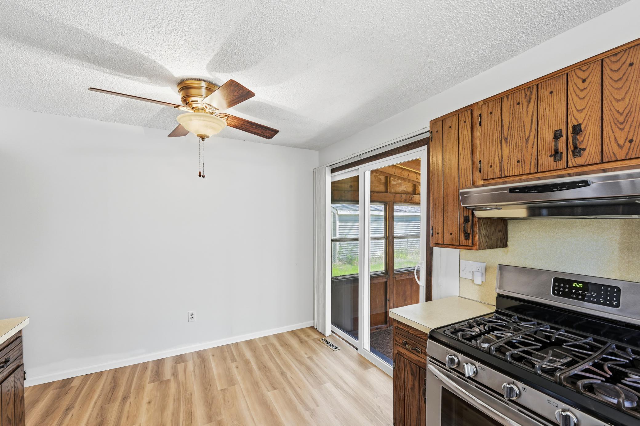 View of Residential at 3059 Utah Avenue, Saint Louis Park MN 55426, Saint Louis Park (20 of 36) - Mike Wilen | Minnesota Team Real Estate