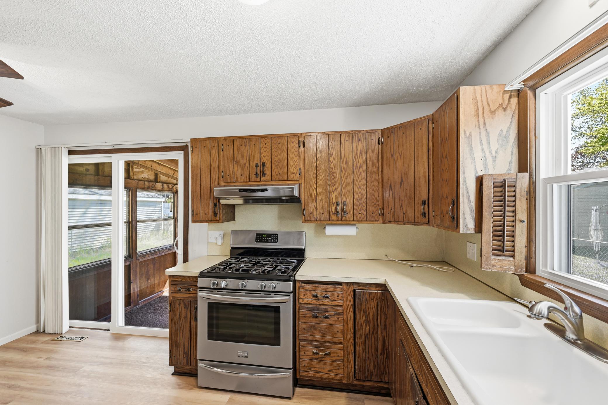 View of Residential at 3059 Utah Avenue, Saint Louis Park MN 55426, Saint Louis Park (19 of 36) - Mike Wilen | Minnesota Team Real Estate