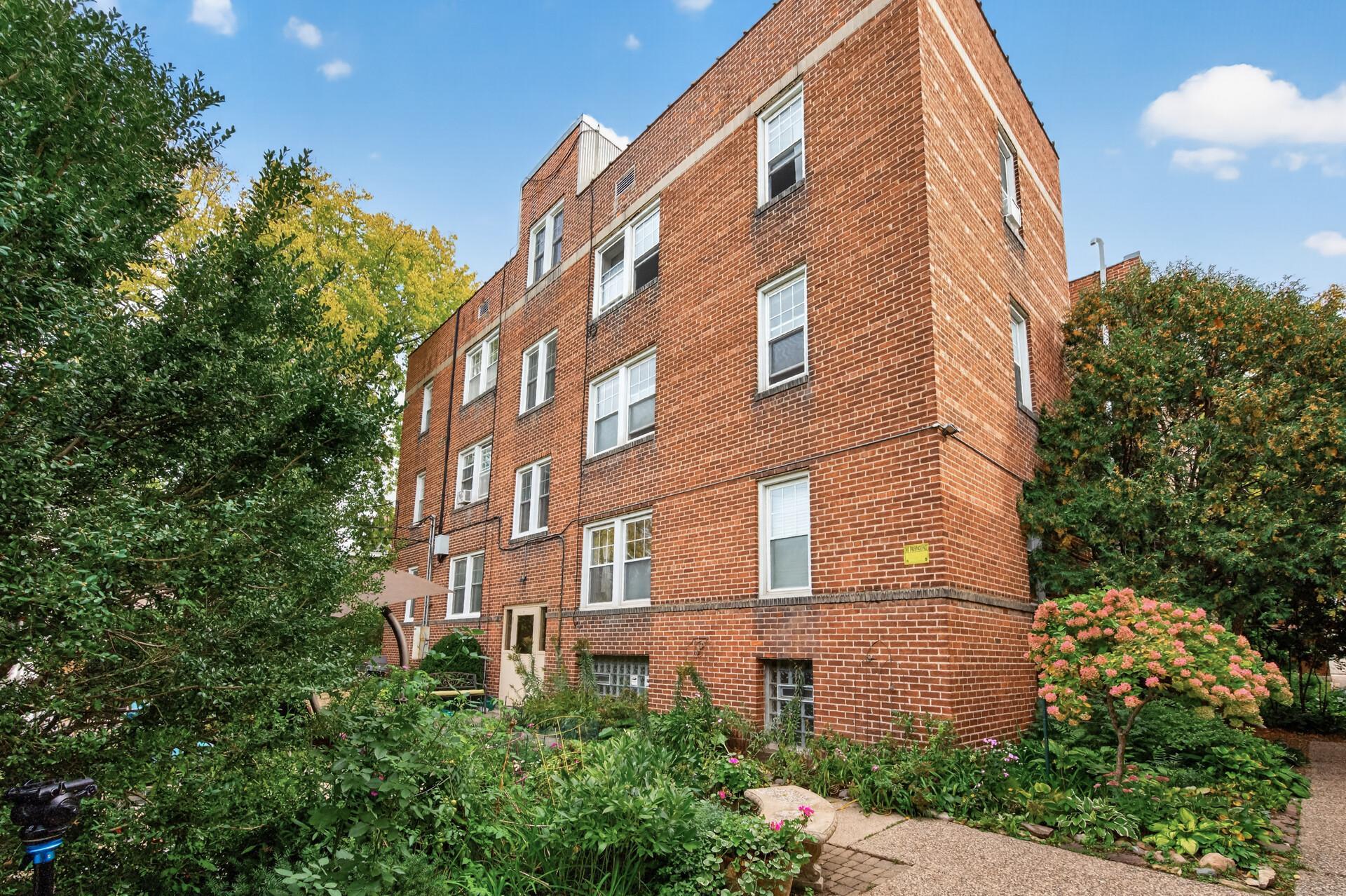 View of Residential at 2716 Humboldt Avenue #301, Minneapolis MN 55408, Minneapolis (26 of 31) - Mike Wilen | Minnesota Team Real Estate