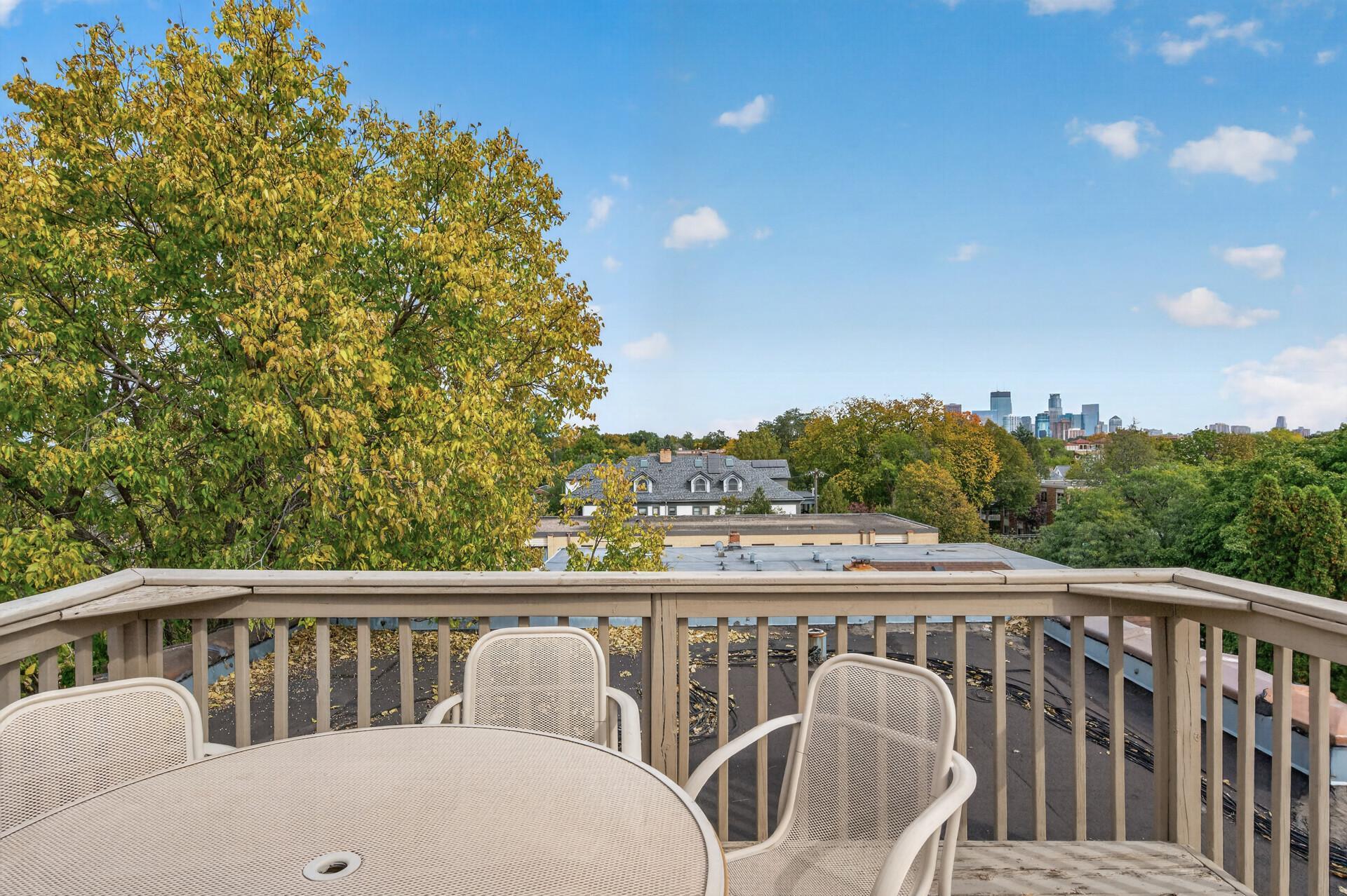 View of Residential at 2716 Humboldt Avenue #301, Minneapolis MN 55408, Minneapolis (24 of 31) - Mike Wilen | Minnesota Team Real Estate