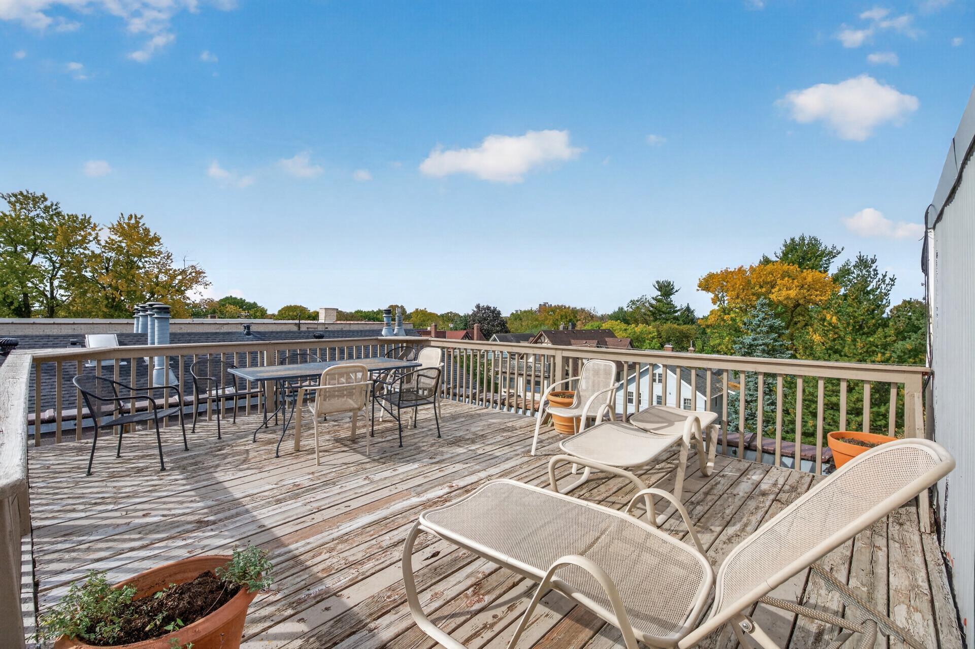 View of Residential at 2716 Humboldt Avenue #301, Minneapolis MN 55408, Minneapolis (20 of 31) - Mike Wilen | Minnesota Team Real Estate