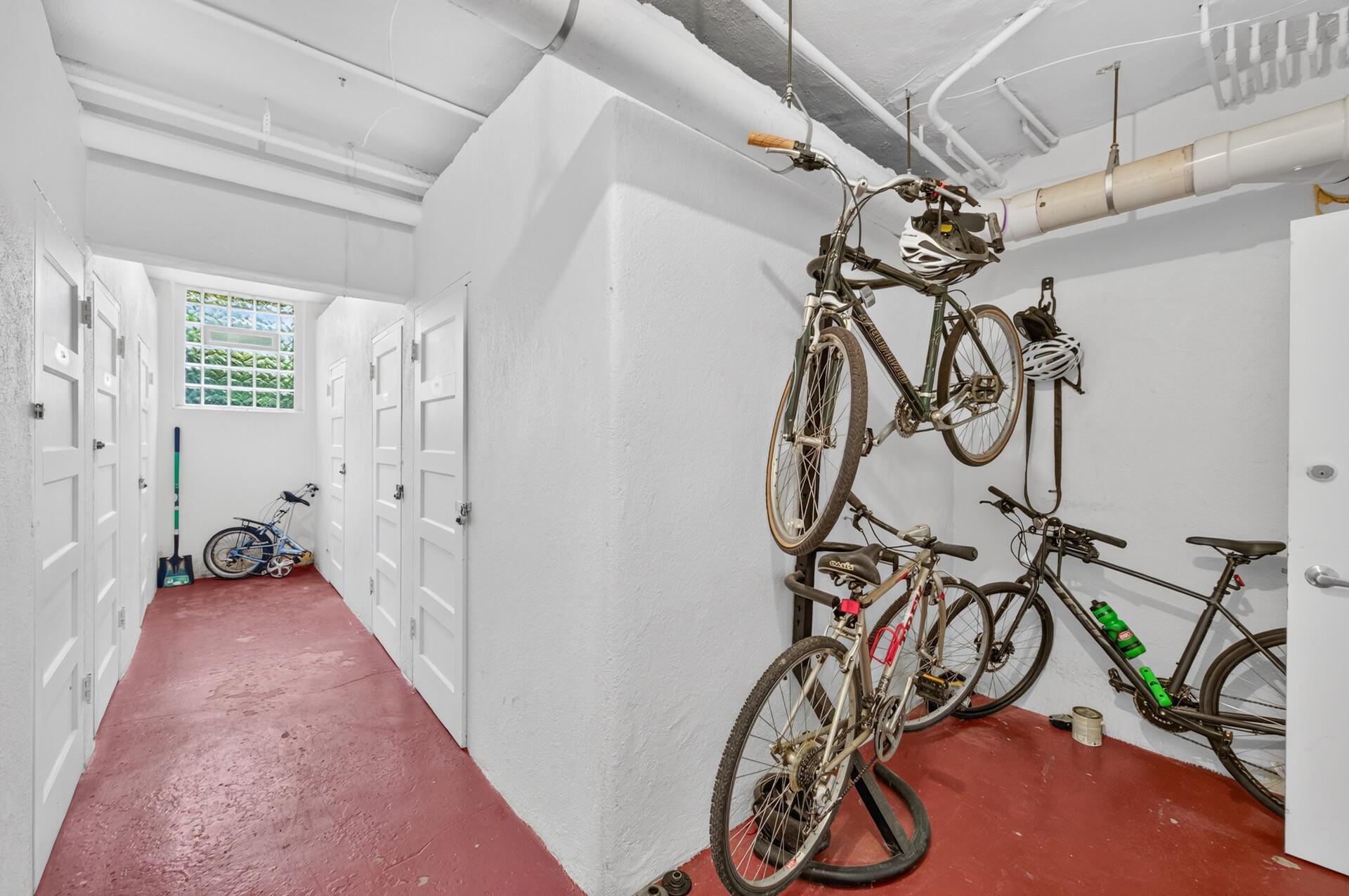 View of Residential at 2716 Humboldt Avenue #301, Minneapolis MN 55408, Minneapolis (18 of 31) - Mike Wilen | Minnesota Team Real Estate