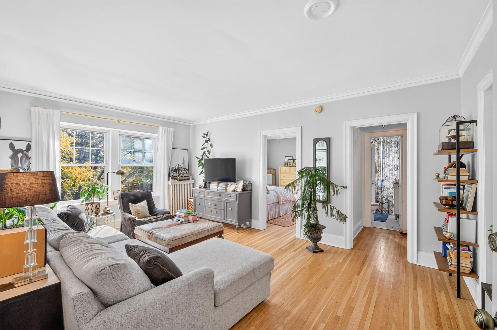 View of Residential at 2716 Humboldt Avenue #301, Minneapolis MN 55408, Minneapolis (4 of 31) - Mike Wilen | Minnesota Team Real Estate