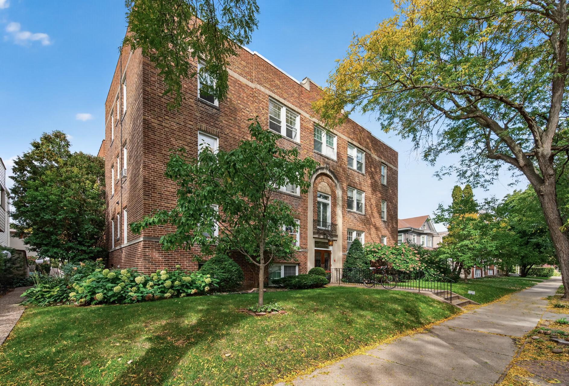 View of (CC) Low Rise (3- Levels) at 2716 Humboldt Avenue, Minneapolis - Mike Wilen | Minnesota Team Real Estate