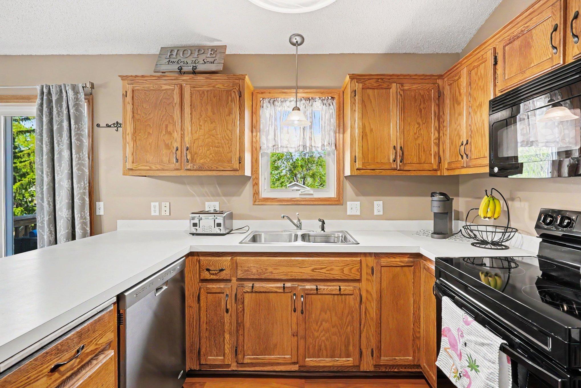 View of Residential at 16382 Goodview Trail, Lakeville MN 55044, Lakeville (9 of 25) - Mike Wilen | Minnesota Team Real Estate
