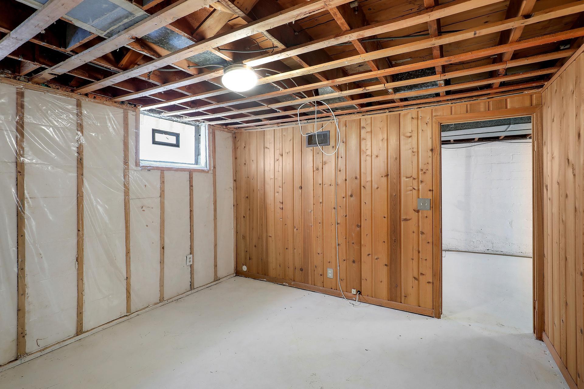 View of Residential at 5248 Beard Avenue, Minneapolis MN 55410, Minneapolis (32 of 41) - Mike Wilen | Minnesota Team Real Estate