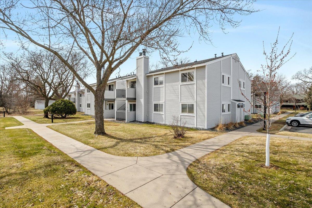 View of Residential at 1720 Pleasant Street #H, Lauderdale MN 55113, Lauderdale (2 of 19) - Mike Wilen | Minnesota Team Real Estate