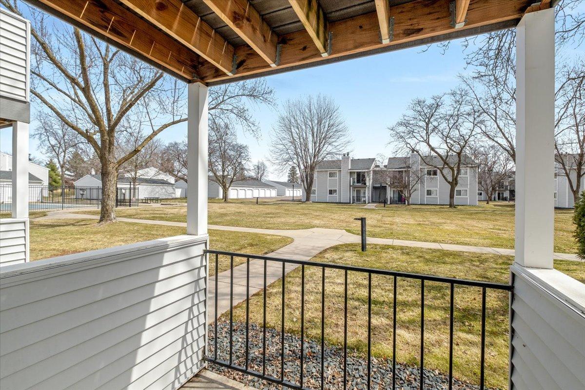 View of Residential at 1720 Pleasant Street #H, Lauderdale MN 55113, Lauderdale (18 of 19) - Mike Wilen | Minnesota Team Real Estate