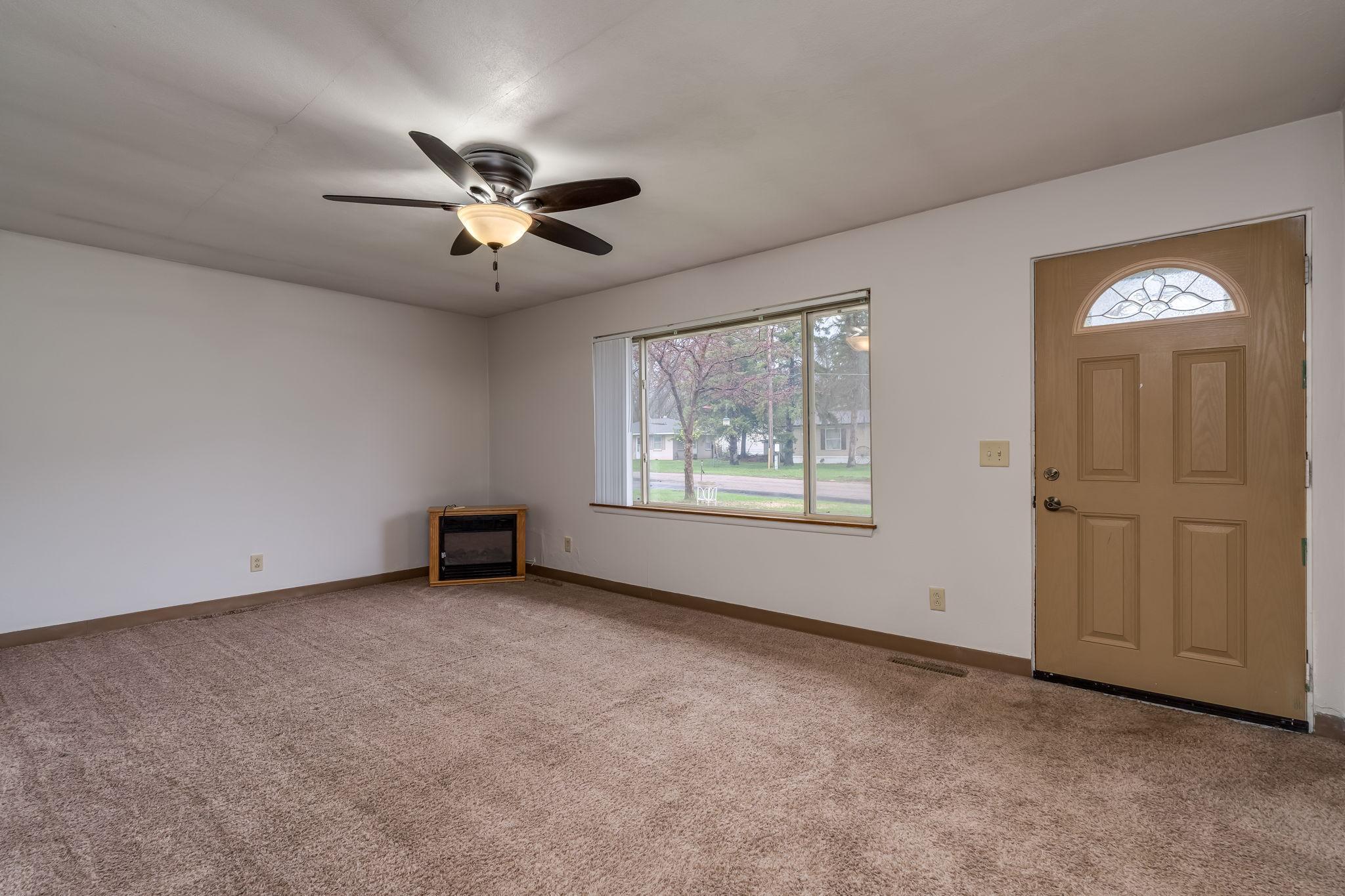 View of Residential at 117 Jay Street, Le Sueur MN 56058, Le Sueur (4 of 21) - Mike Wilen | Minnesota Team Real Estate