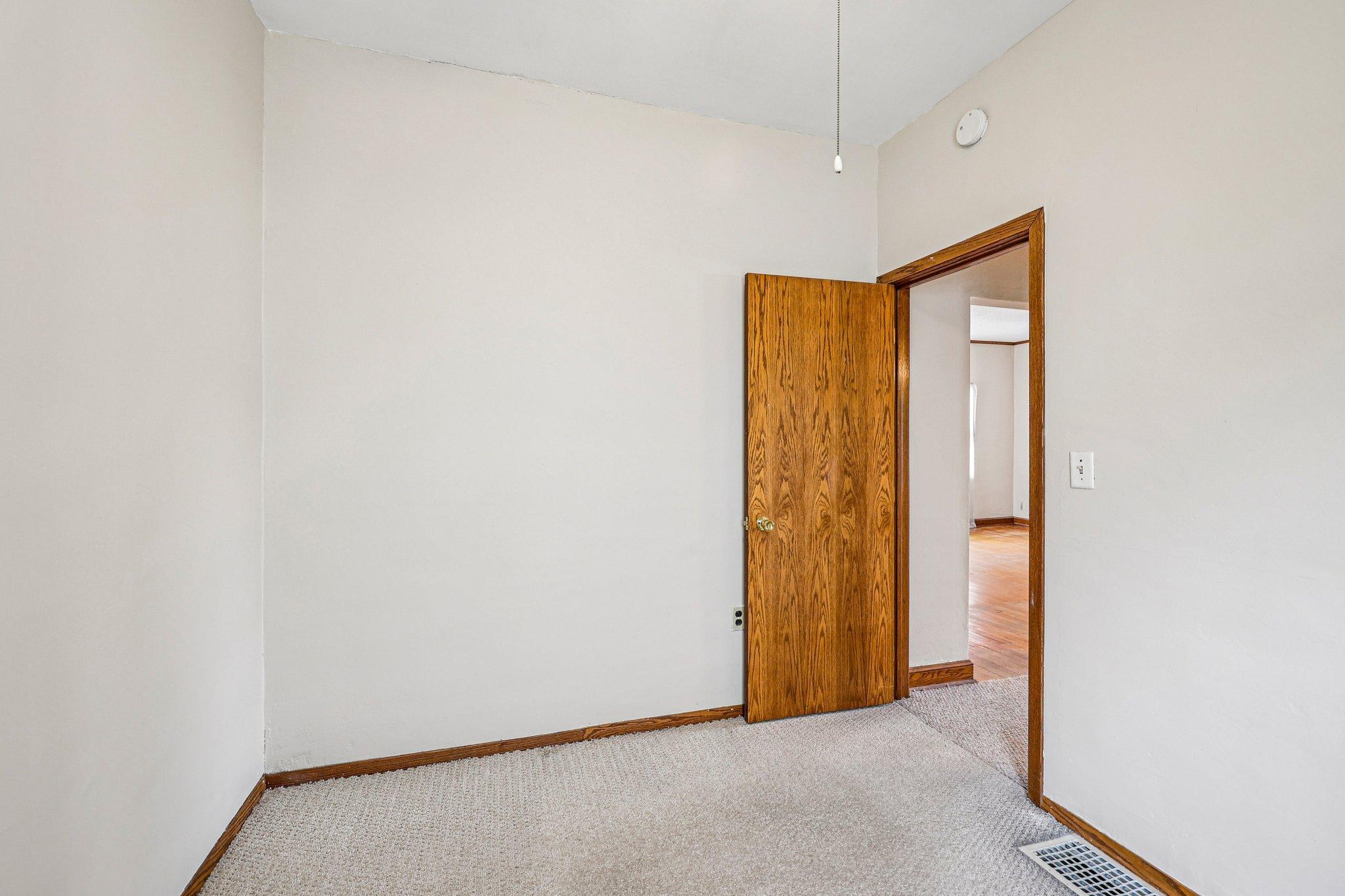 View of Residential at 2835 Toledo Avenue, Saint Louis Park MN 55416, Saint Louis Park (16 of 37) - Mike Wilen | Minnesota Team Real Estate