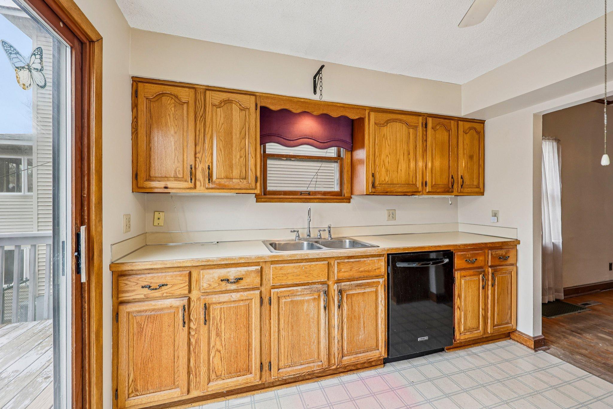 View of Residential at 2835 Toledo Avenue, Saint Louis Park MN 55416, Saint Louis Park (13 of 37) - Mike Wilen | Minnesota Team Real Estate