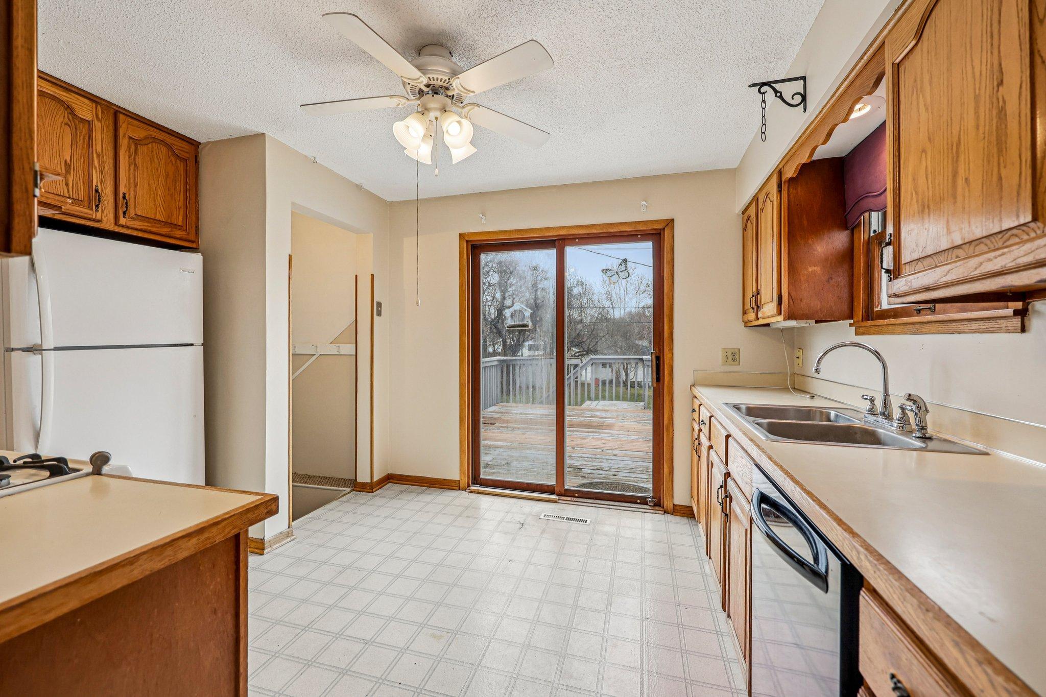 View of Residential at 2835 Toledo Avenue, Saint Louis Park MN 55416, Saint Louis Park (8 of 37) - Mike Wilen | Minnesota Team Real Estate