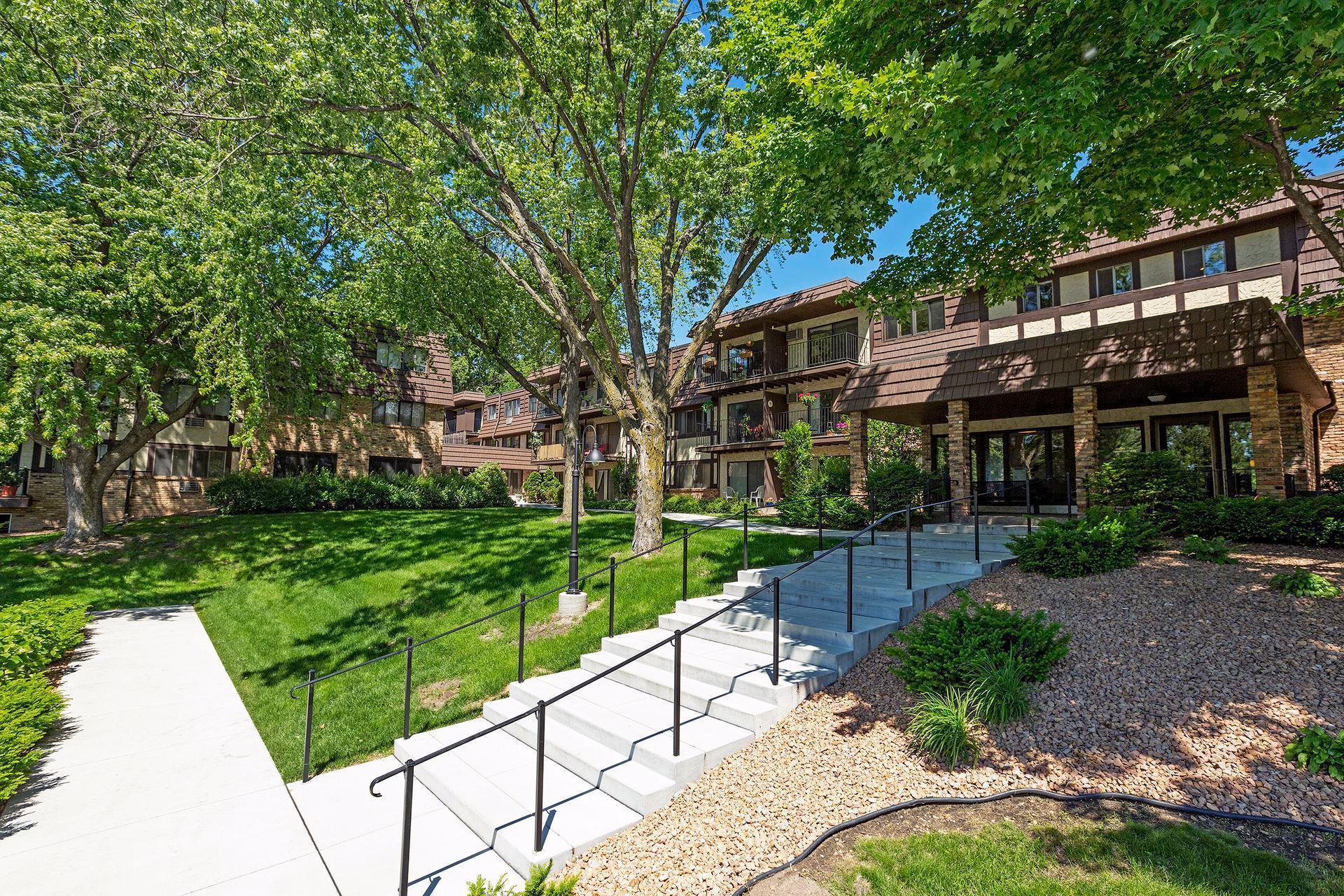 View of Residential at 215 Barry Avenue #202, Wayzata MN 55391, Wayzata (69 of 81) - Mike Wilen | Minnesota Team Real Estate
