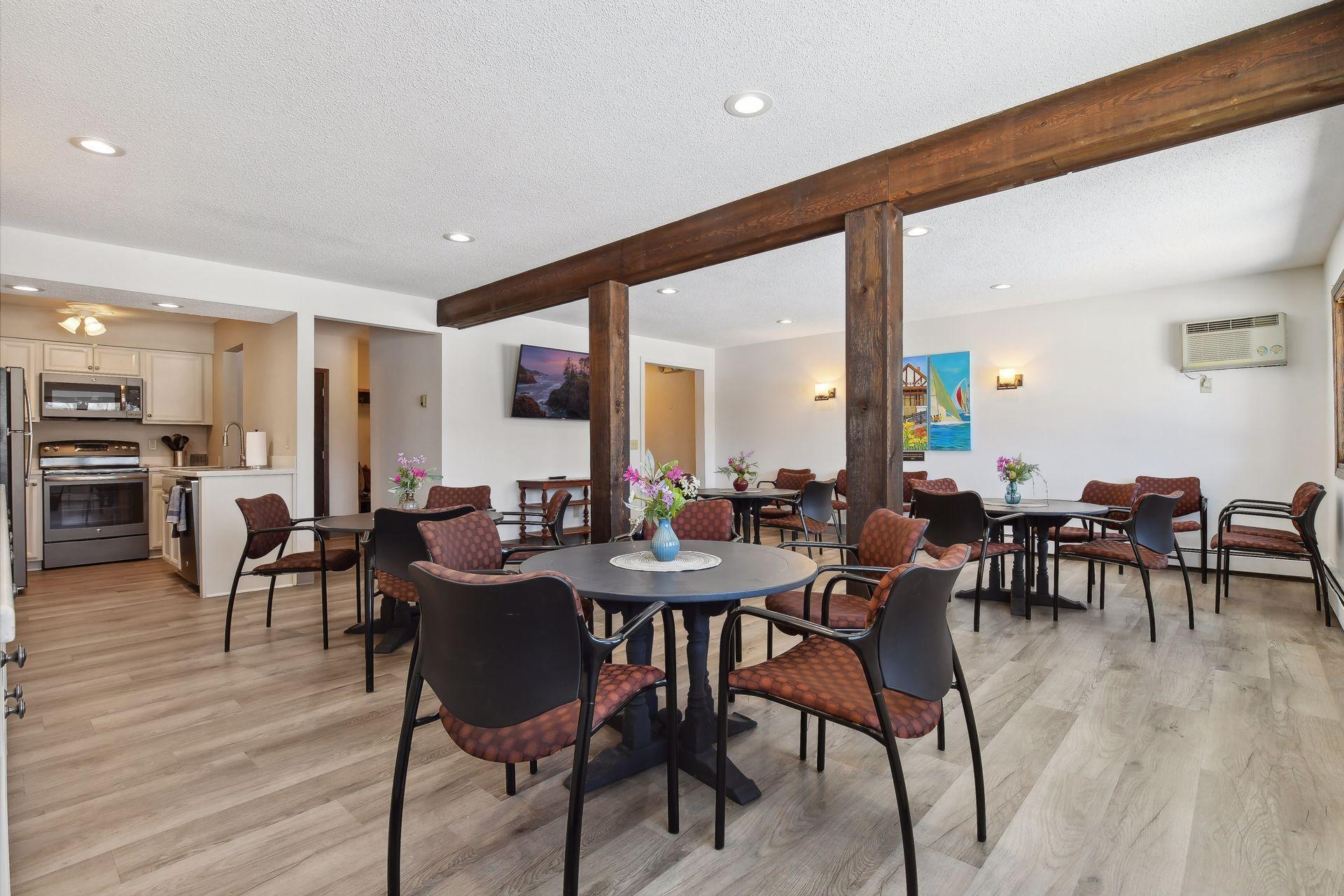 View of Residential at 215 Barry Avenue #202, Wayzata MN 55391, Wayzata (41 of 81) - Mike Wilen | Minnesota Team Real Estate