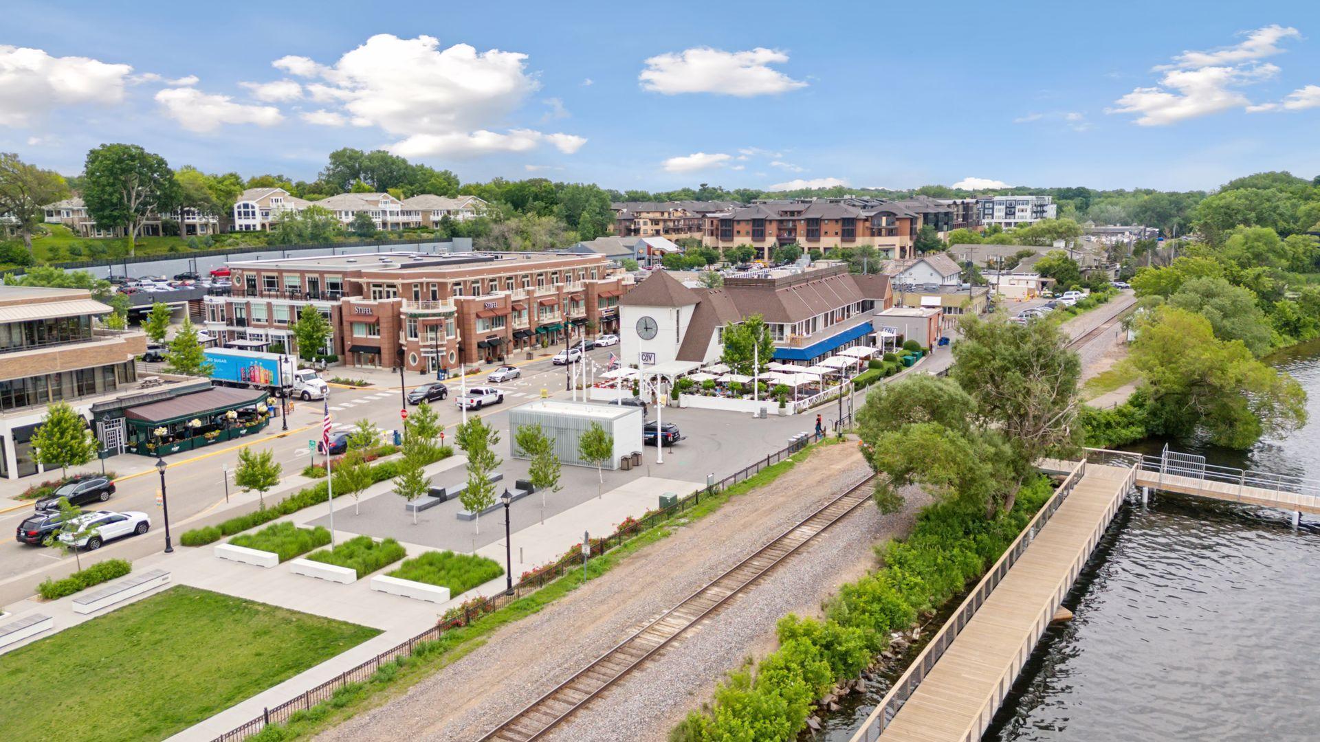 View of Residential at 215 Barry Avenue #202, Wayzata MN 55391, Wayzata (76 of 81) - Mike Wilen | Minnesota Team Real Estate
