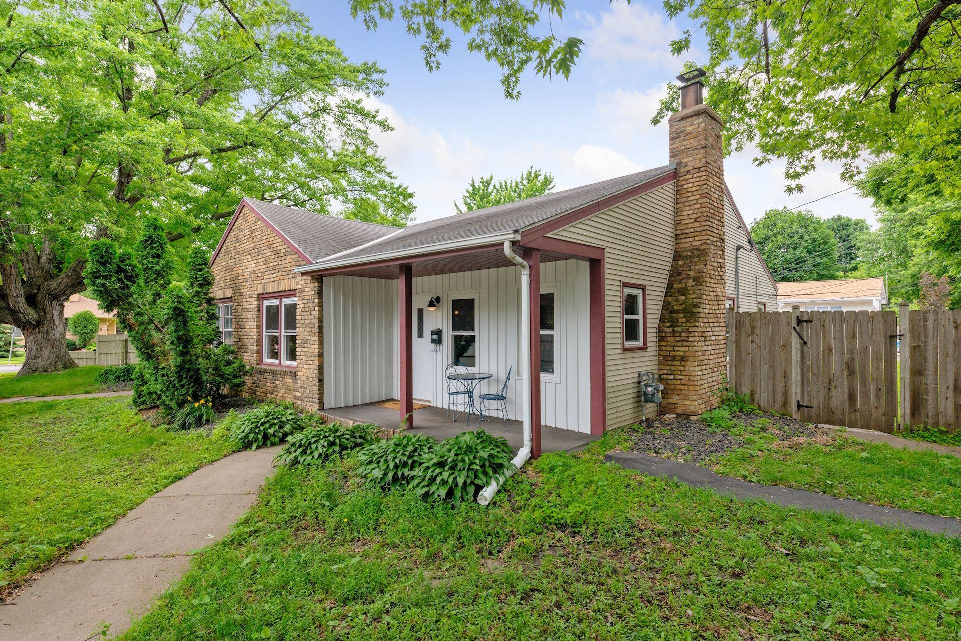 View of Residential Income at 2530 50th Street, Minneapolis MN 55410, Minneapolis - Mike Wilen | Minnesota Team Real Estate