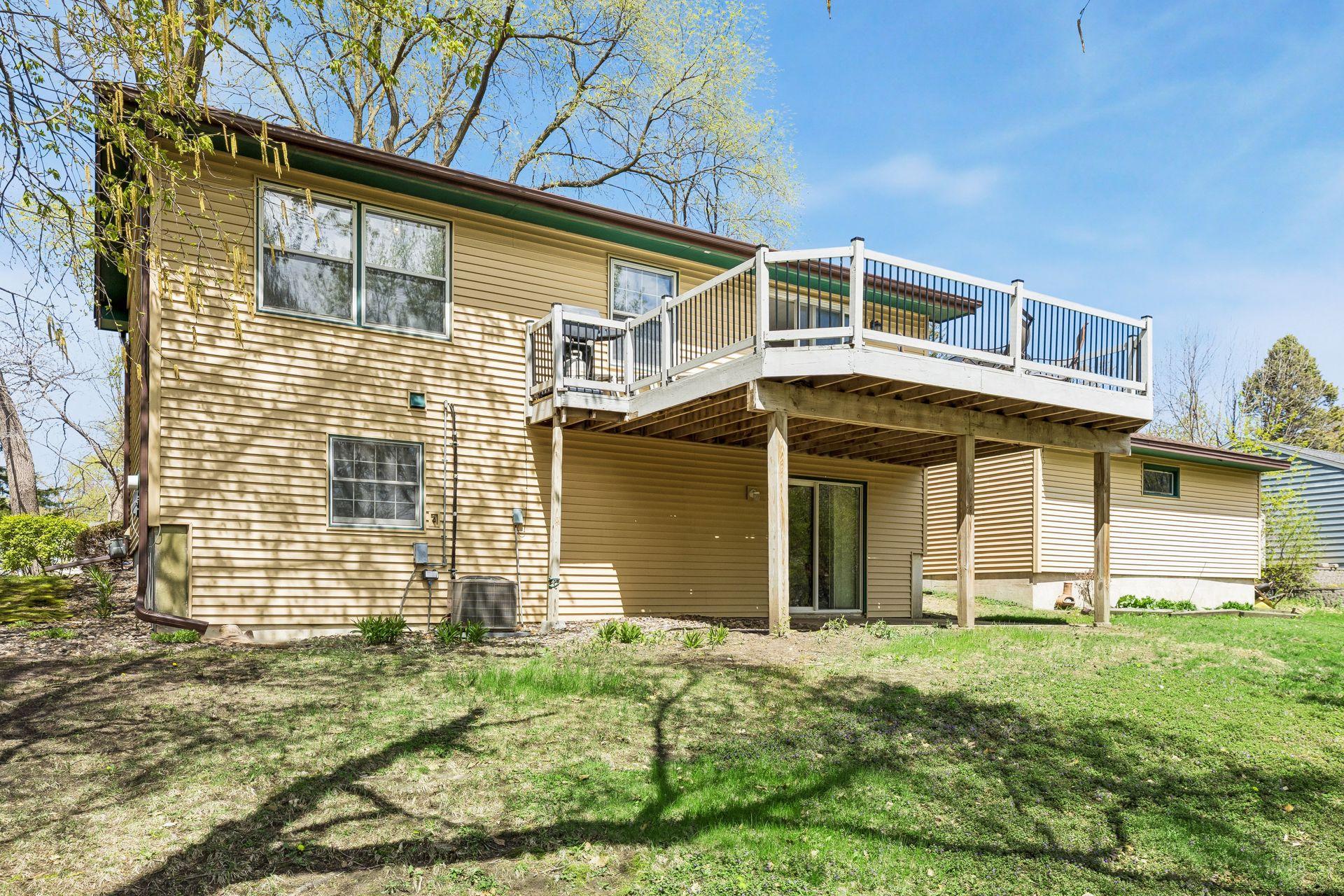 View of Residential at 18815 South Lane, Minnetonka MN 55345, Minnetonka (34 of 38) - Mike Wilen | Minnesota Team Real Estate