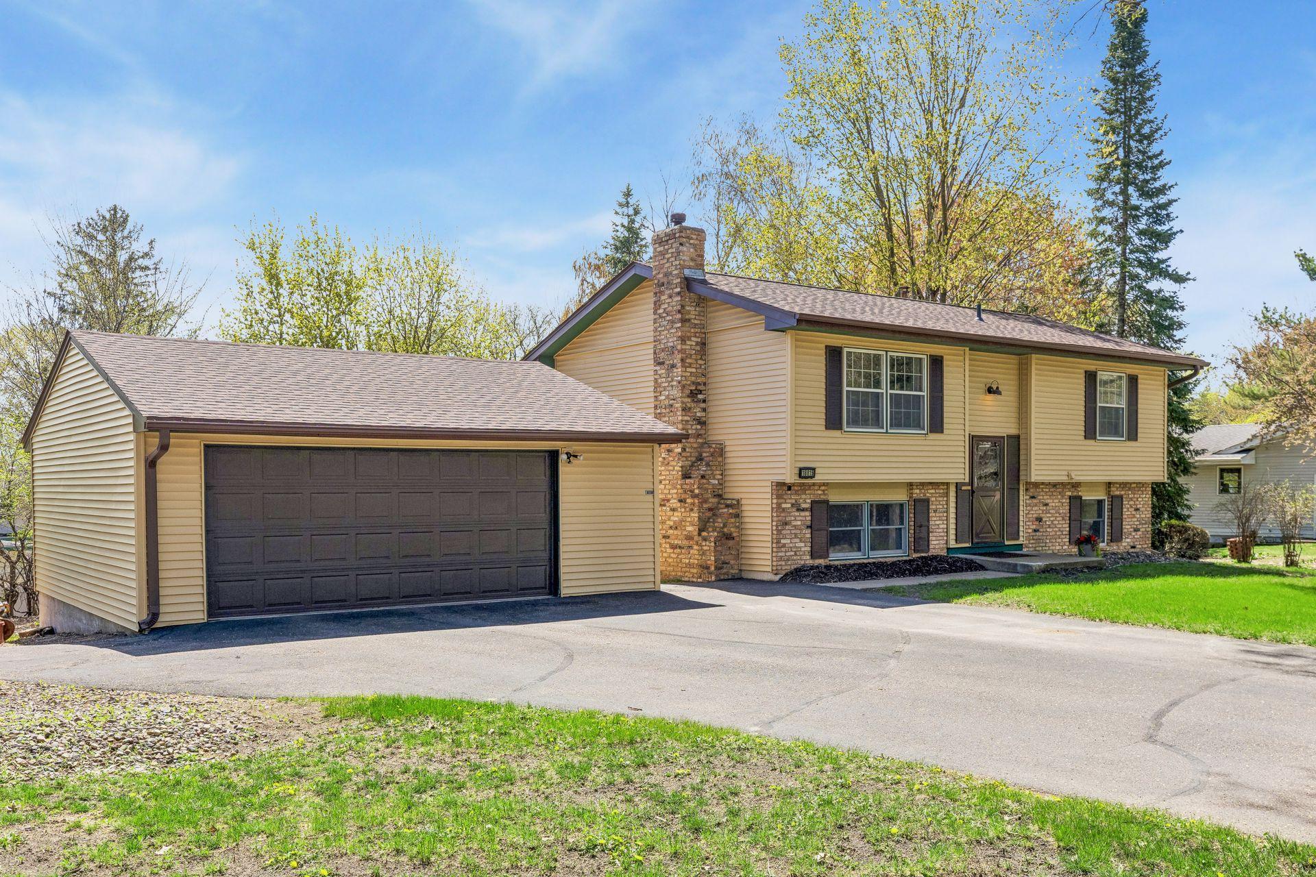 View of Residential at 18815 South Lane, Minnetonka MN 55345, Minnetonka (29 of 38) - Mike Wilen | Minnesota Team Real Estate