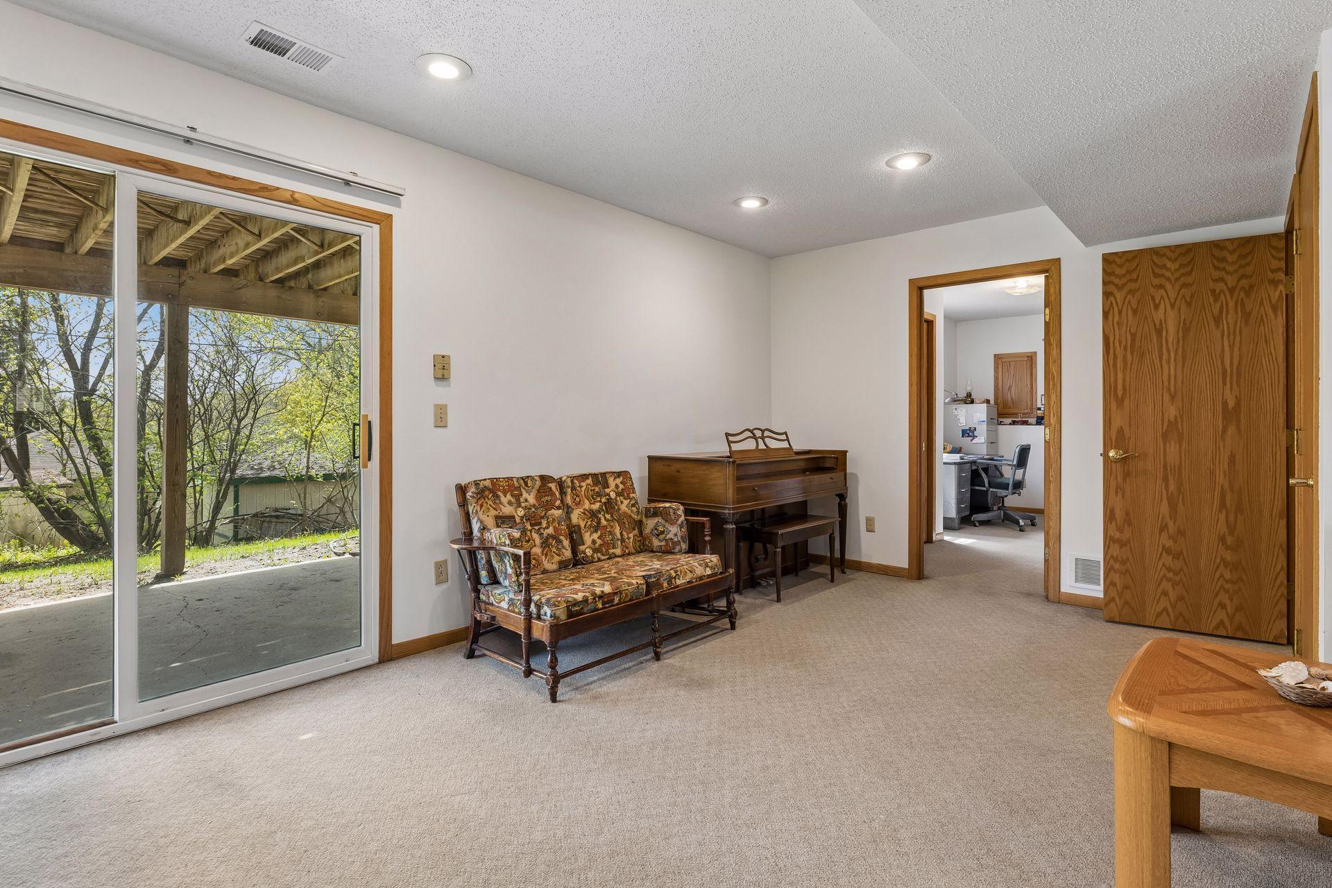 View of Residential at 18815 South Lane, Minnetonka MN 55345, Minnetonka (22 of 38) - Mike Wilen | Minnesota Team Real Estate