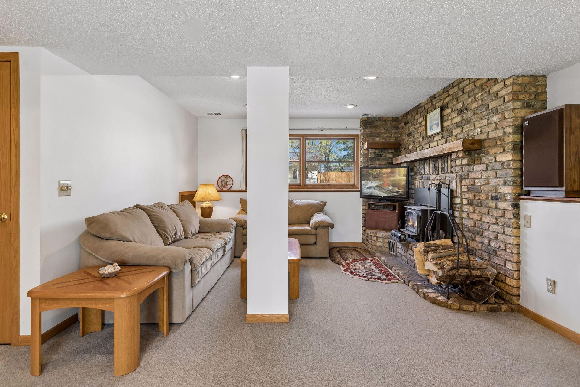 View of Residential at 18815 South Lane, Minnetonka MN 55345, Minnetonka (19 of 38) - Mike Wilen | Minnesota Team Real Estate