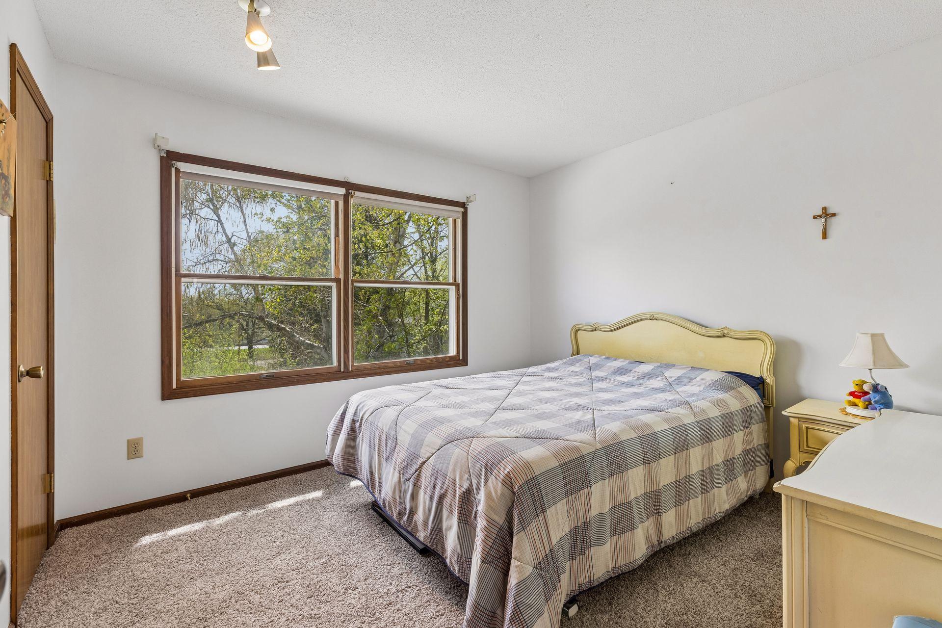 View of Residential at 18815 South Lane, Minnetonka MN 55345, Minnetonka (11 of 38) - Mike Wilen | Minnesota Team Real Estate