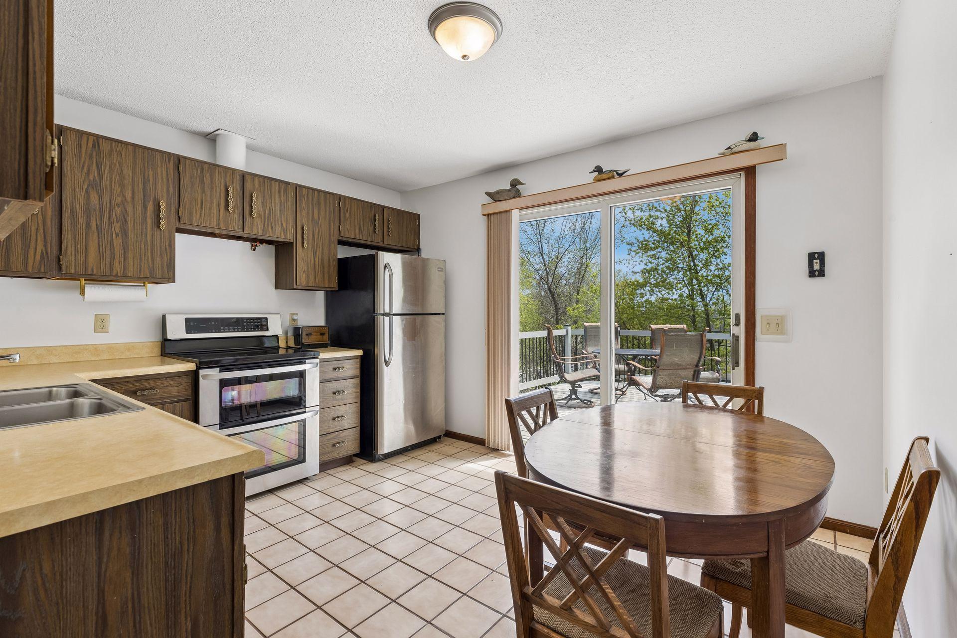 View of Residential at 18815 South Lane, Minnetonka MN 55345, Minnetonka (8 of 38) - Mike Wilen | Minnesota Team Real Estate