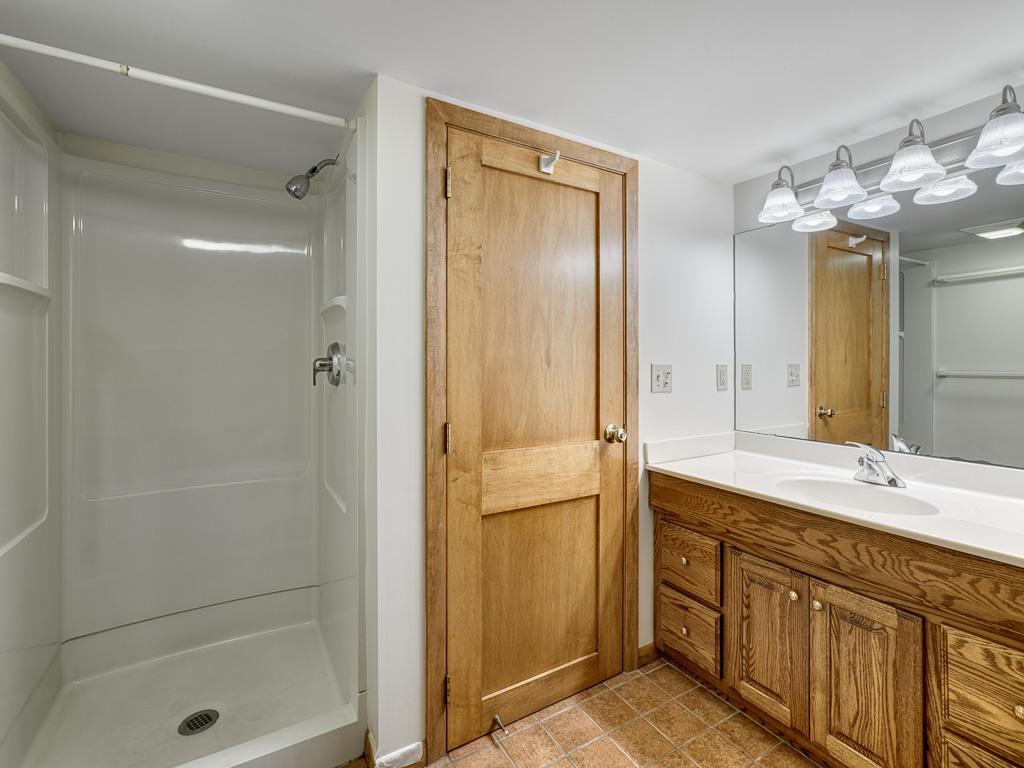 View of Residential at 2108 Niles Avenue, Saint Paul MN 55116, Saint Paul (24 of 29) - Mike Wilen | Minnesota Team Real Estate
