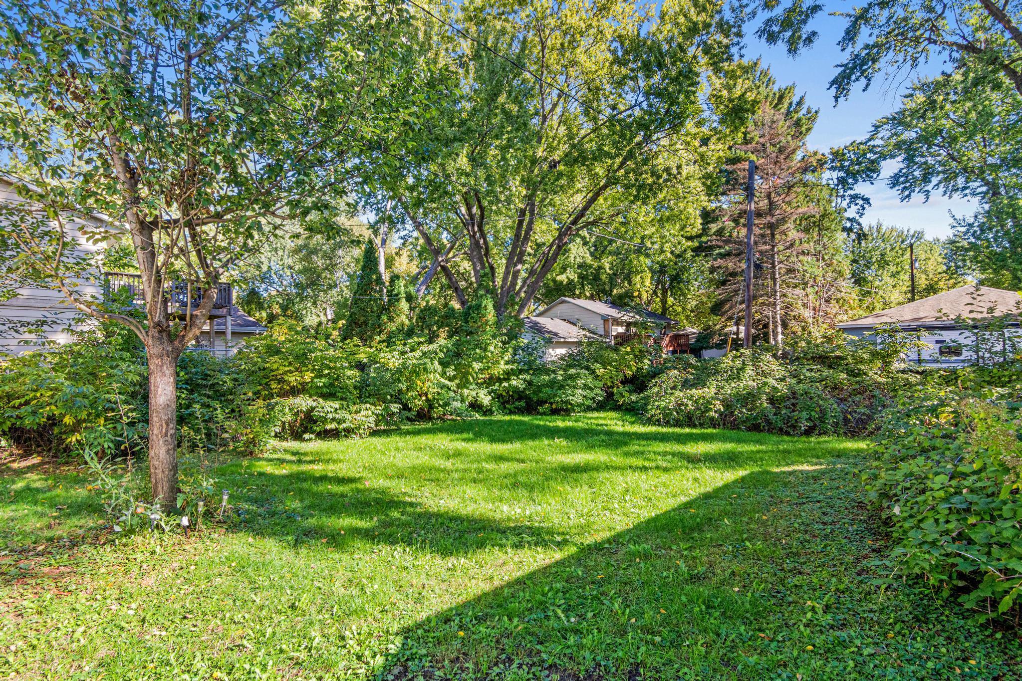 View of Residential at 8065 Riverview Terrace, Fridley MN 55432, Fridley (27 of 29) - Mike Wilen | Minnesota Team Real Estate