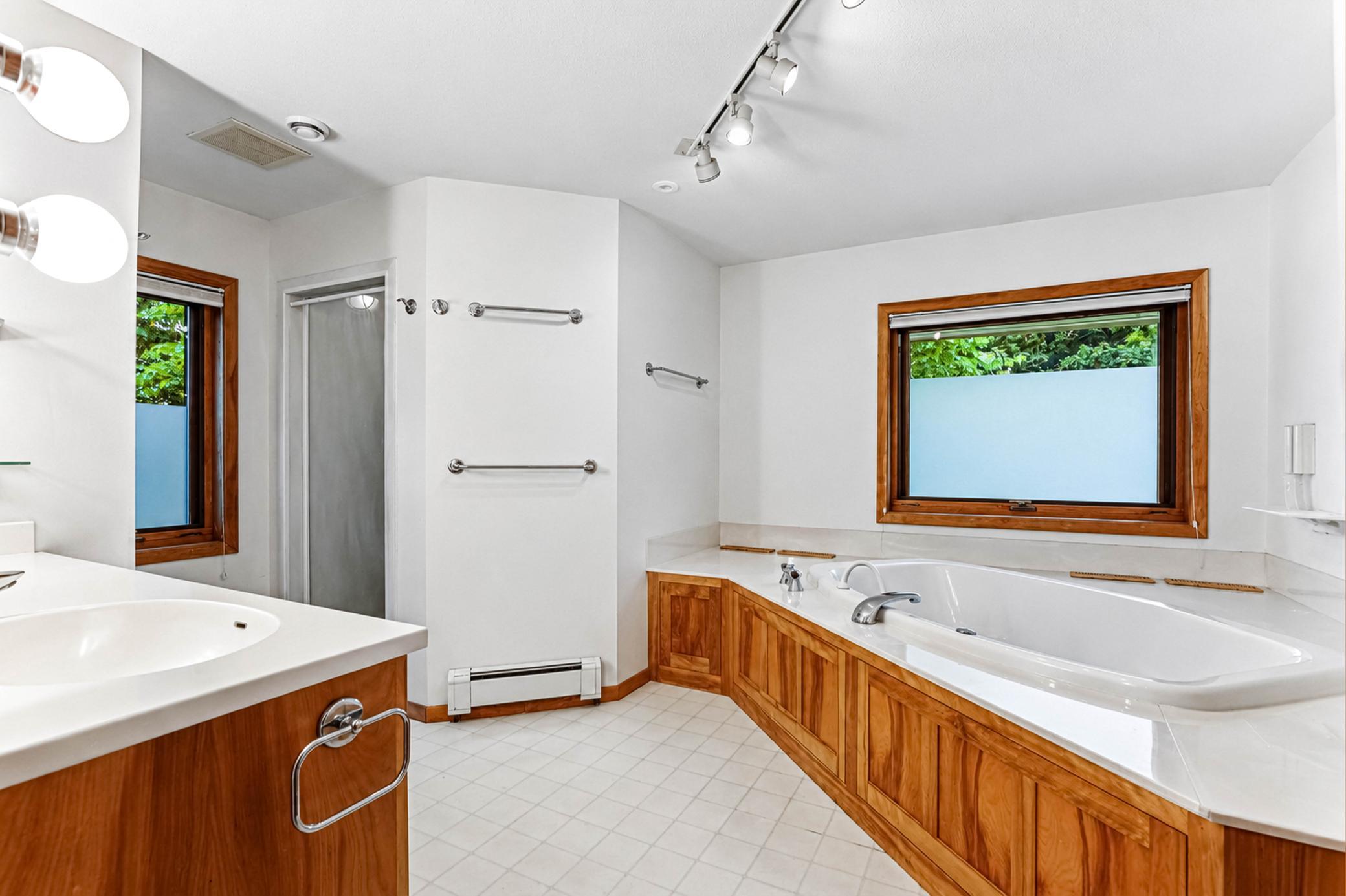 View of Residential at 14 Mid Oaks Road, Roseville MN 55113, Roseville (24 of 50) - Mike Wilen | Minnesota Team Real Estate