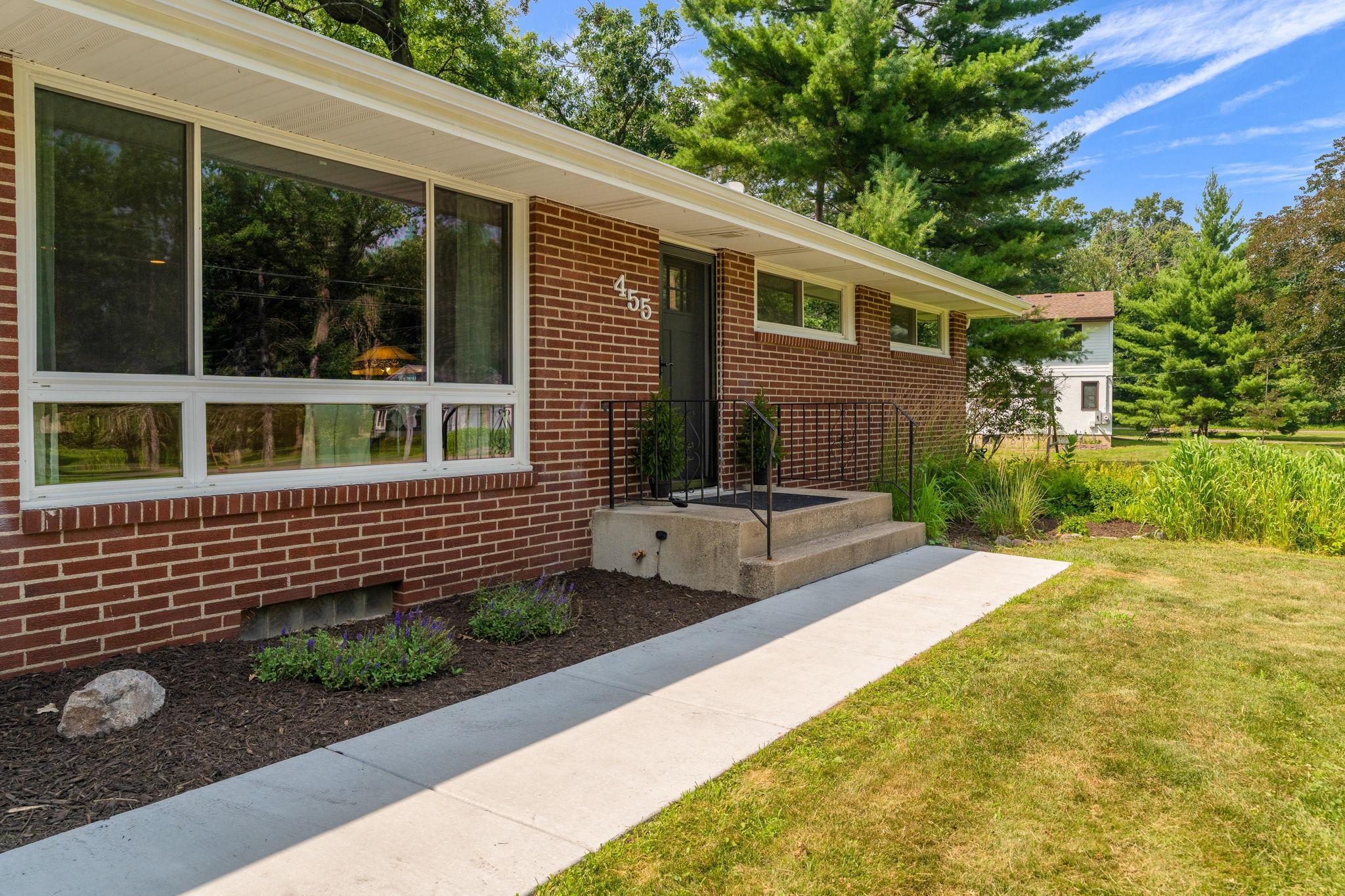 View of Residential at 455 Arcwood Road, Mahtomedi MN 55115, Mahtomedi (4 of 57) - Mike Wilen | Minnesota Team Real Estate