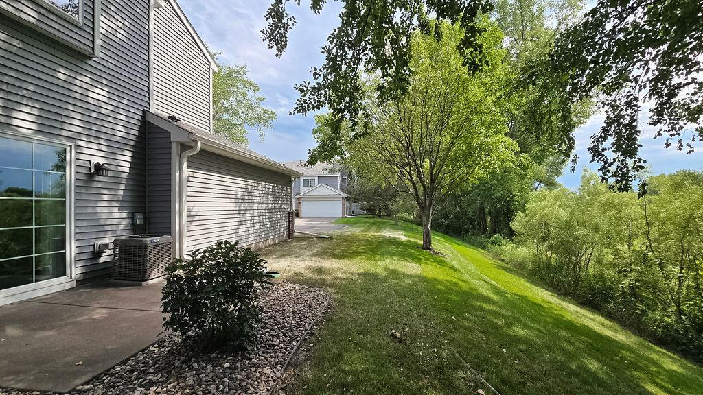 View of Residential at 2024 Gresham Avenue, Oakdale MN 55128, Oakdale (27 of 28) - Mike Wilen | Minnesota Team Real Estate
