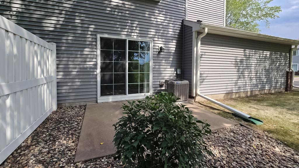 View of Residential at 2024 Gresham Avenue, Oakdale MN 55128, Oakdale (26 of 28) - Mike Wilen | Minnesota Team Real Estate