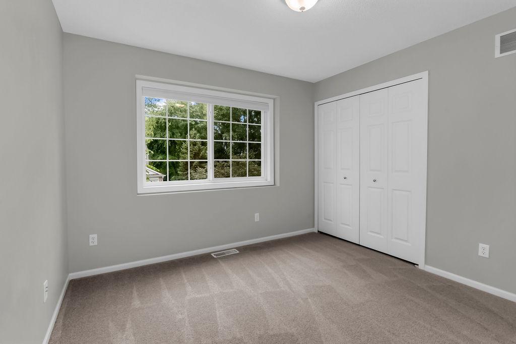 View of Residential at 2024 Gresham Avenue, Oakdale MN 55128, Oakdale (17 of 28) - Mike Wilen | Minnesota Team Real Estate