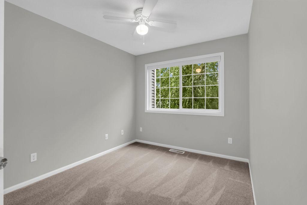 View of Residential at 2024 Gresham Avenue, Oakdale MN 55128, Oakdale (16 of 28) - Mike Wilen | Minnesota Team Real Estate