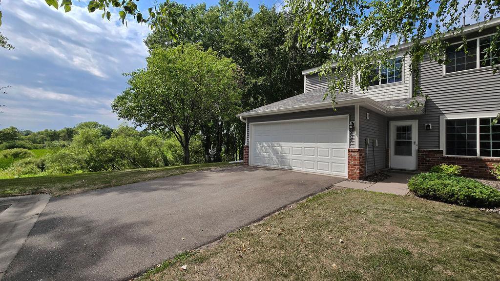 View of Residential at 2024 Gresham Avenue, Oakdale MN 55128, Oakdale (3 of 28) - Mike Wilen | Minnesota Team Real Estate