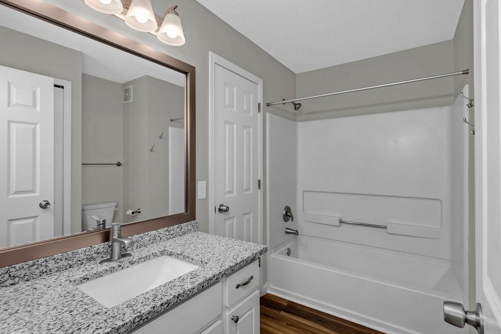 View of Residential at 2024 Gresham Avenue, Oakdale MN 55128, Oakdale (21 of 24) - Mike Wilen | Minnesota Team Real Estate