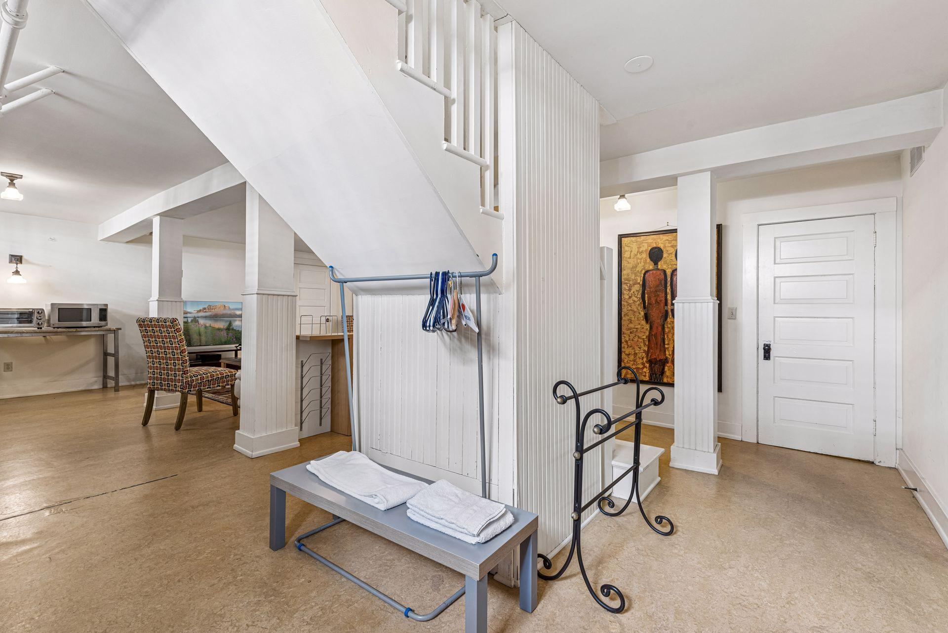View of Residential at 2304 Lake Place, Minneapolis MN 55405, Minneapolis (48 of 67) - Mike Wilen | Minnesota Team Real Estate