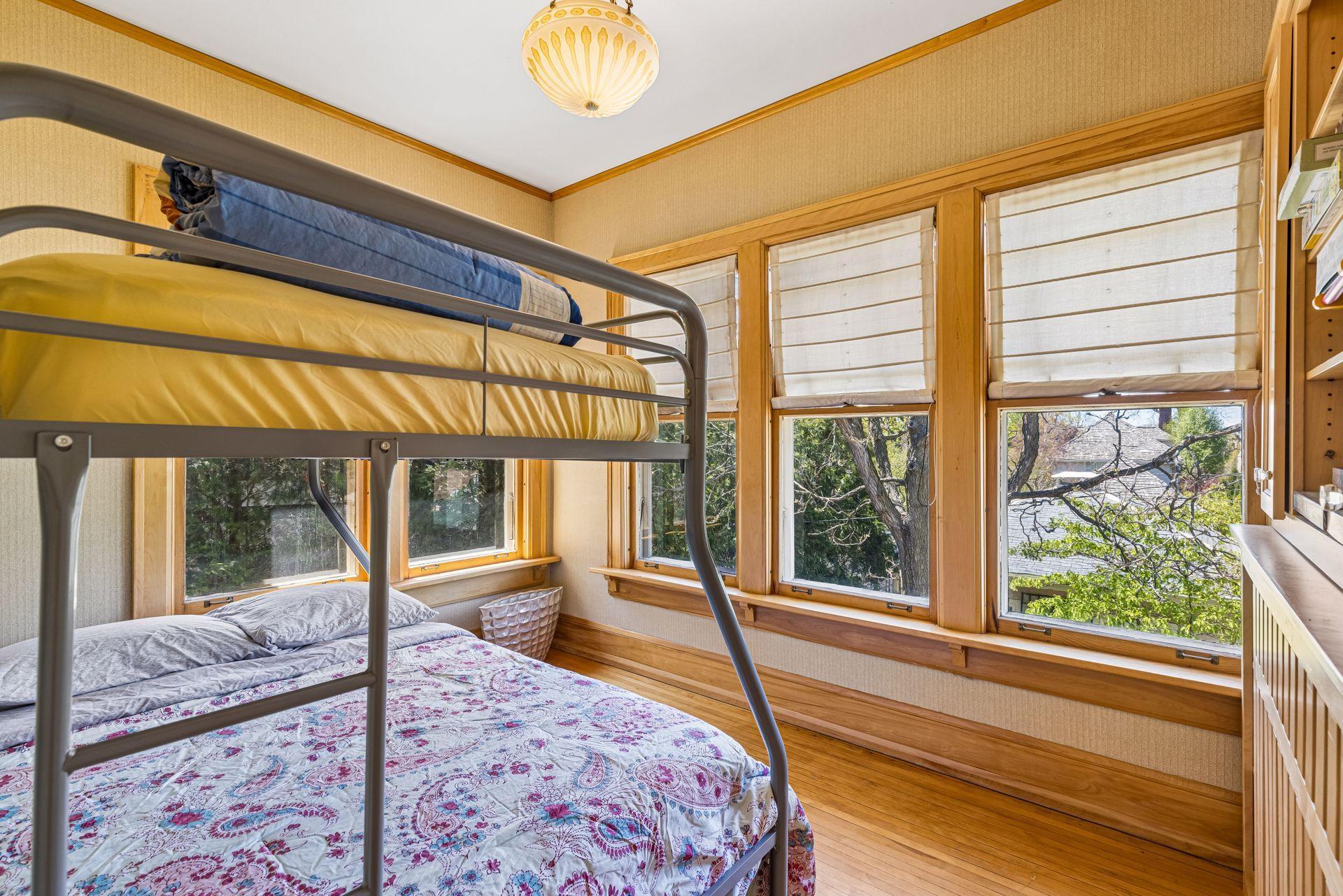 View of Residential at 2304 Lake Place, Minneapolis MN 55405, Minneapolis (45 of 67) - Mike Wilen | Minnesota Team Real Estate