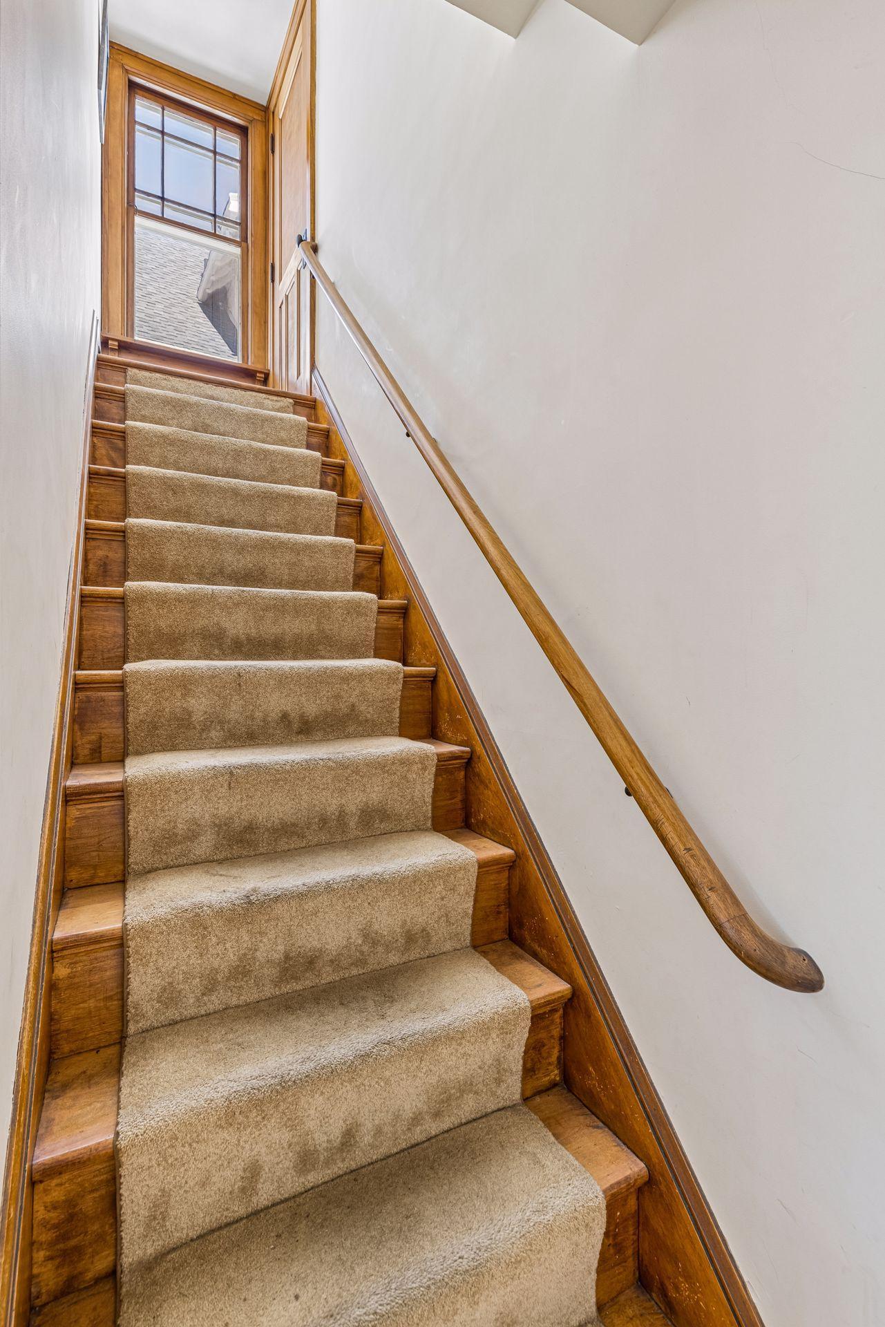 View of Residential at 2304 Lake Place, Minneapolis MN 55405, Minneapolis (30 of 67) - Mike Wilen | Minnesota Team Real Estate