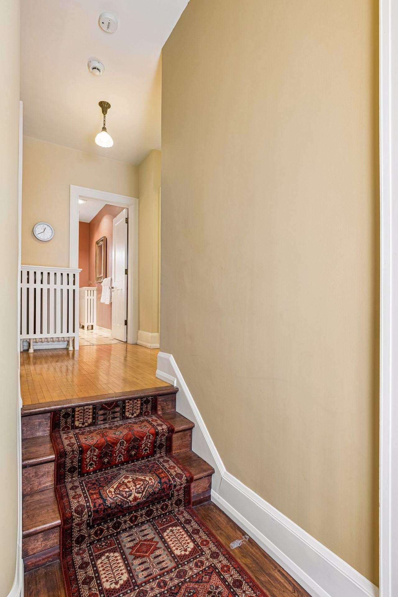 View of Residential at 2304 Lake Place, Minneapolis MN 55405, Minneapolis (29 of 67) - Mike Wilen | Minnesota Team Real Estate