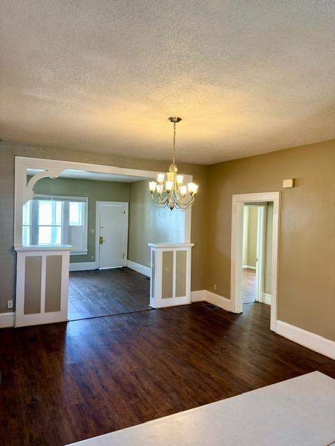 View of Residential Income at 687 Aurora Avenue, Saint Paul MN 55104, Saint Paul (8 of 18) - Mike Wilen | Minnesota Team Real Estate