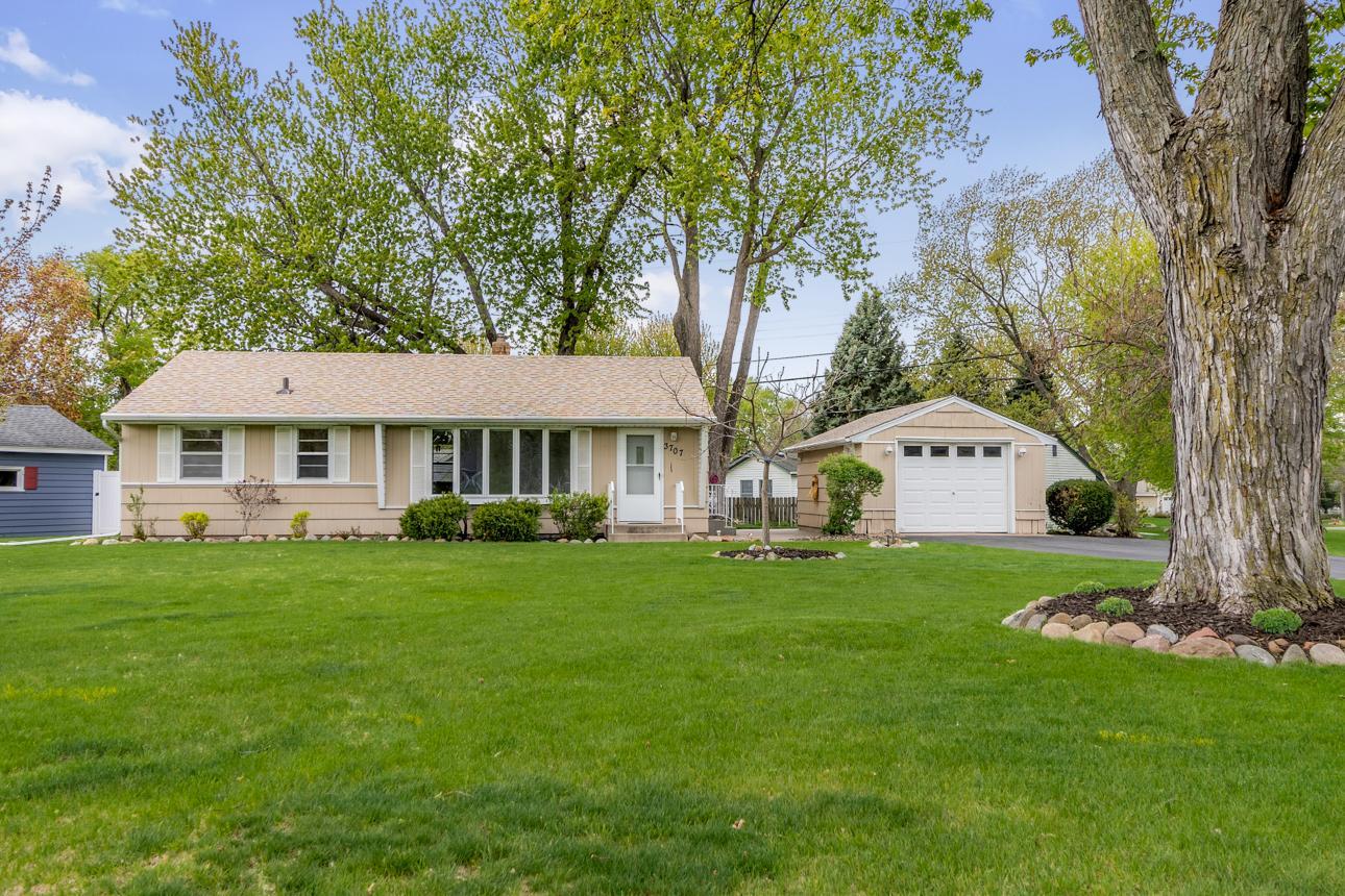 View of Residential at 3707 Howard Avenue, White Bear Lake MN 55110, White Bear Lake - Mike Wilen | Minnesota Team Real Estate