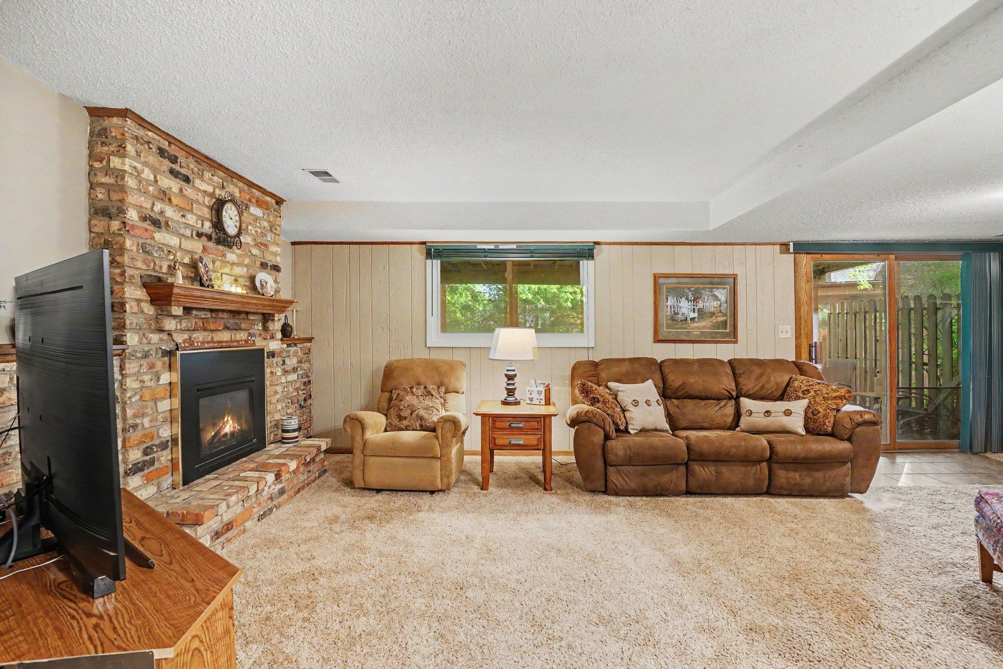 View of Residential at 12405 Villaburne Drive, Burnsville MN 55337, Burnsville (16 of 23) - Mike Wilen | Minnesota Team Real Estate