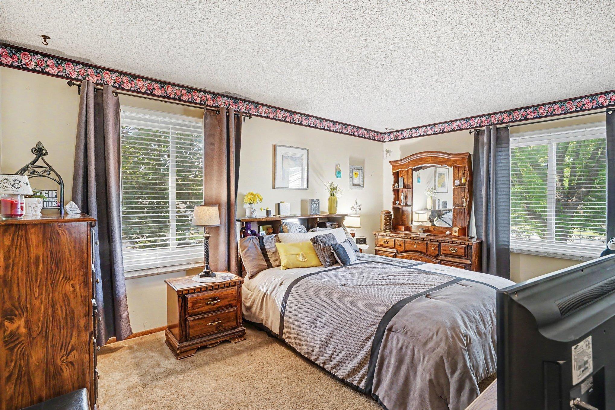 View of Residential at 12405 Villaburne Drive, Burnsville MN 55337, Burnsville (8 of 23) - Mike Wilen | Minnesota Team Real Estate