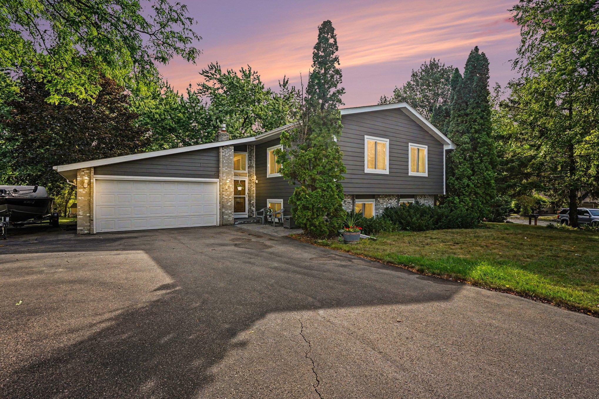 View of Single Family at 12405 Villaburne Drive, Burnsville - Mike Wilen | Minnesota Team Real Estate
