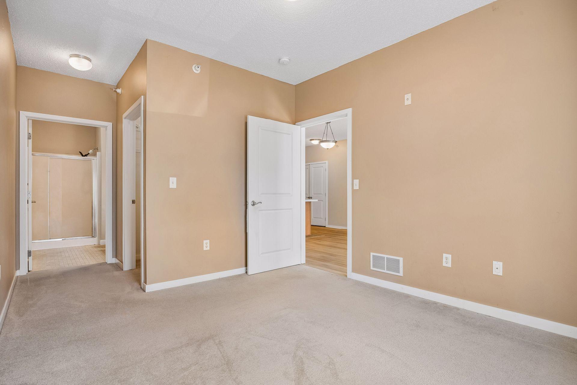 View of Residential at 619 8th Street #211, Minneapolis MN 55414, Minneapolis (14 of 26) - Mike Wilen | Minnesota Team Real Estate