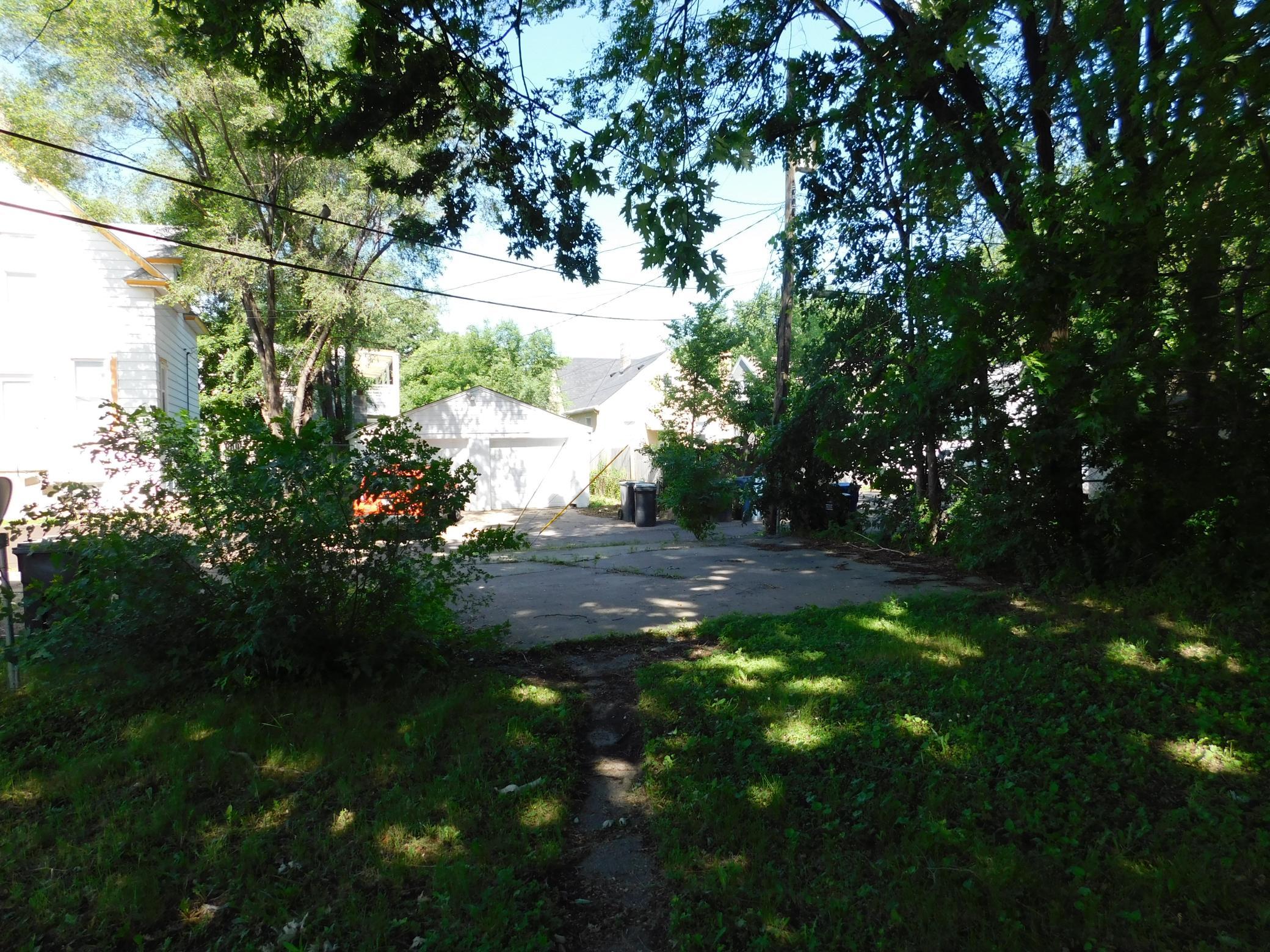 View of Residential at 2607 Girard Avenue, Minneapolis MN 55411, Minneapolis (19 of 24) - Mike Wilen | Minnesota Team Real Estate