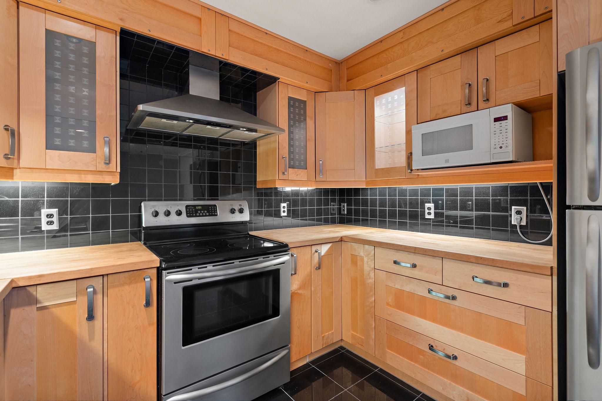 View of Residential at 4401 Parklawn Avenue #301W, Edina MN 55435, Edina (14 of 36) - Mike Wilen | Minnesota Team Real Estate