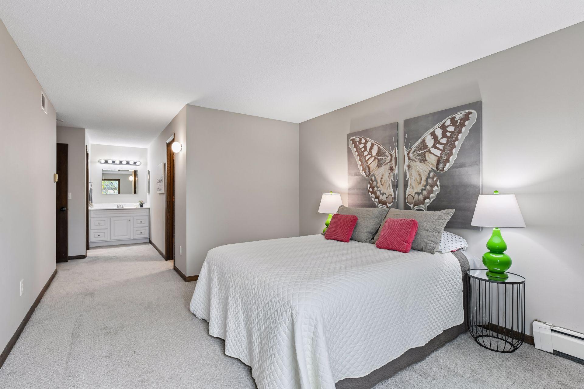 View of Residential at 6115 Lincoln Drive #353, Edina MN 55436, Edina (14 of 34) - Mike Wilen | Minnesota Team Real Estate