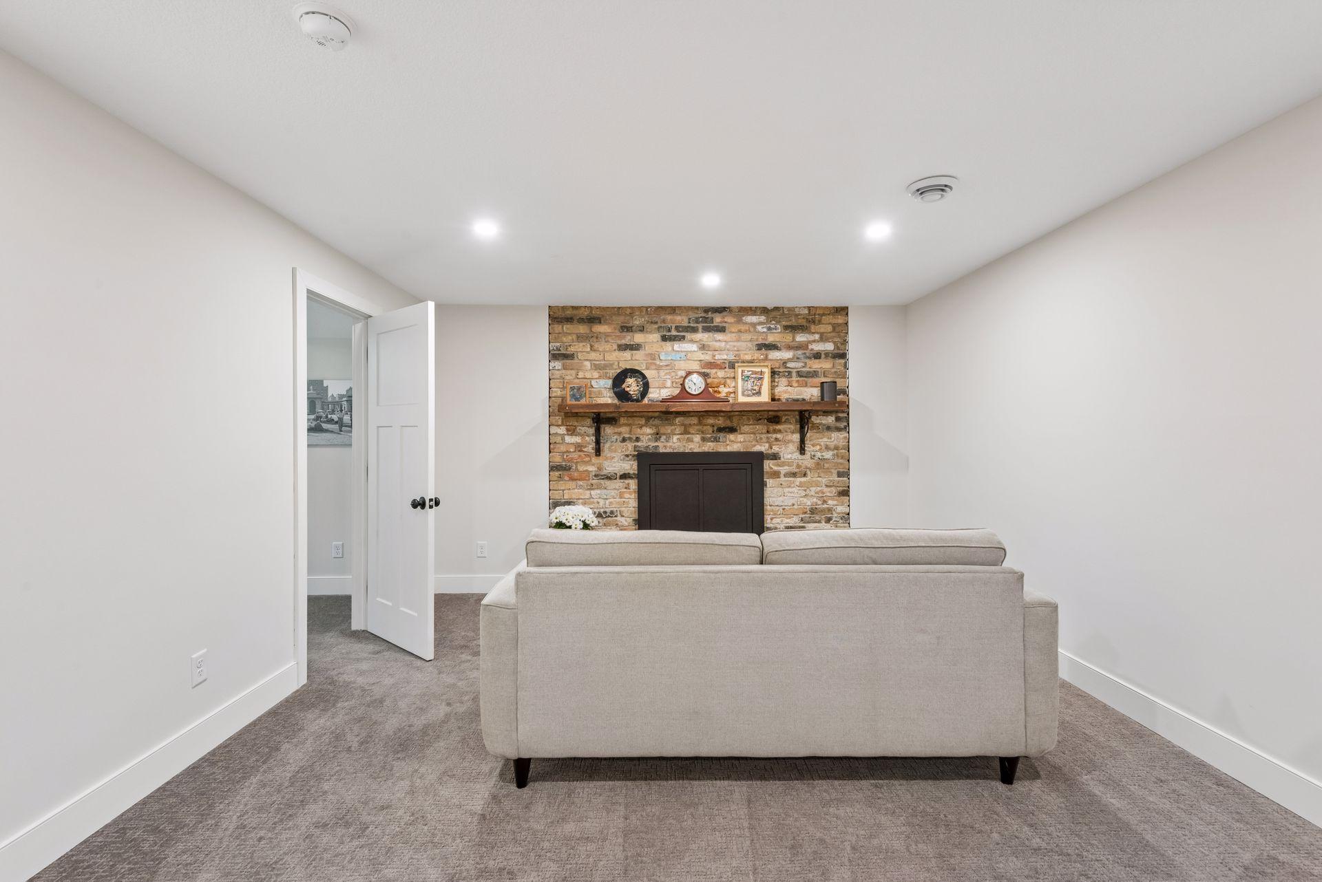 View of Residential at 4921 Trillium Lane, Edina MN 55435, Edina (27 of 51) - Mike Wilen | Minnesota Team Real Estate